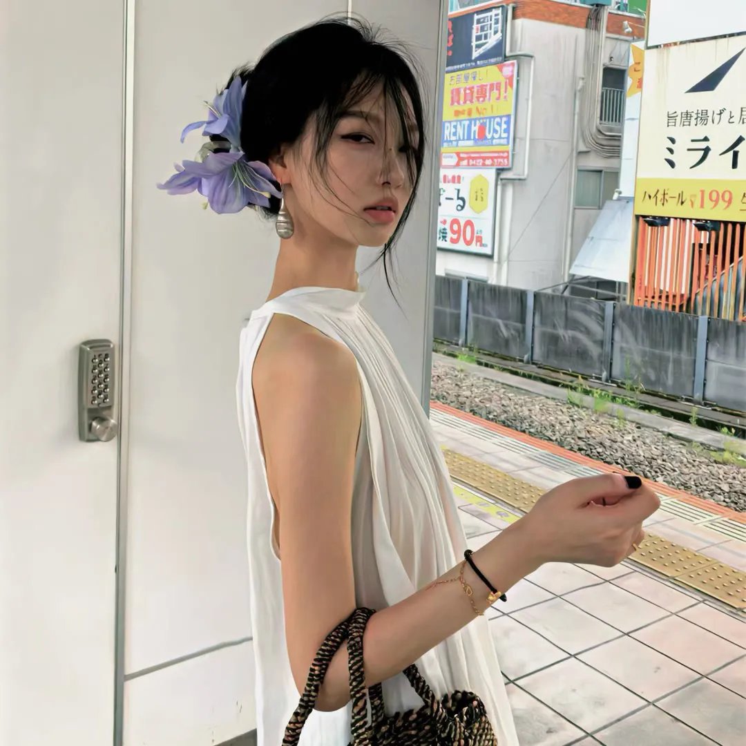 半城风月半城雪